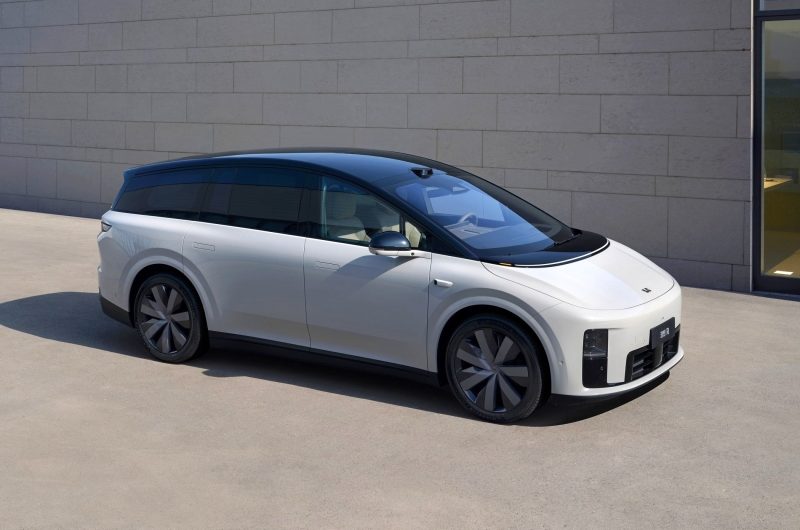 Li Auto представит в этом году два электрических кроссовера и раздумывает о седанах