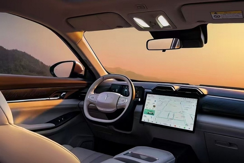 Не такой уж и новый кроссовер Hedmos 06 от СП Dongfeng Peugeot-Citroen доступен к заказу