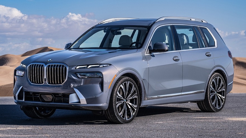 Новый BMW X7: первые изображения