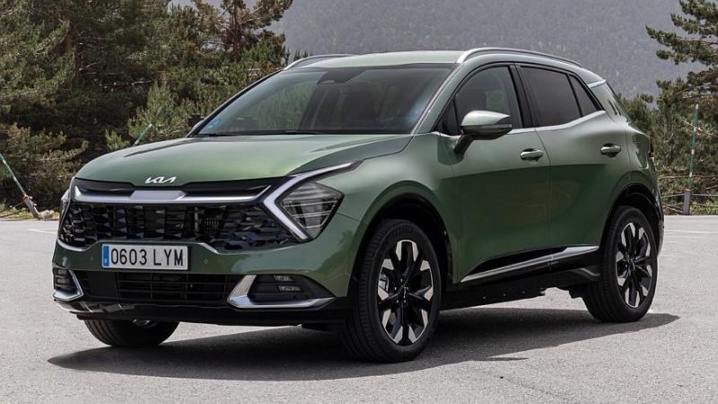 Обновлённый короткий Kia Sportage: первые изображения