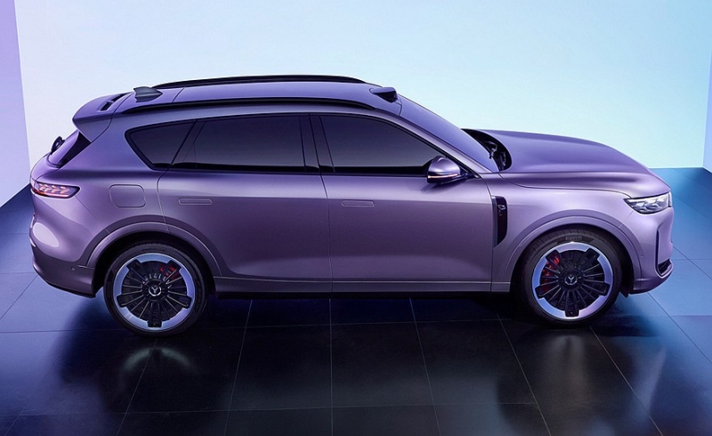 Обновлённый премиум-кроссовер Voyah Free: рассекречен интерьер