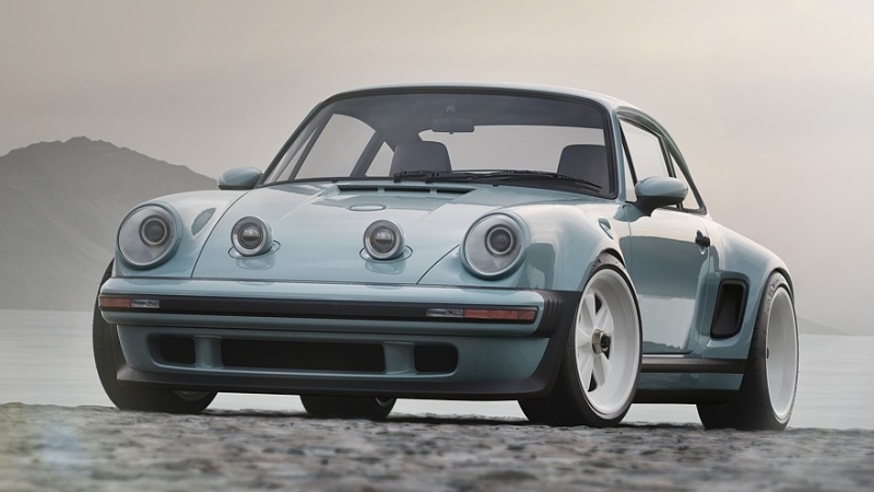 Очередной крутой Porsche 911 от Singer: широкий кузов, четыре фары и атмосферные 426 л.с.