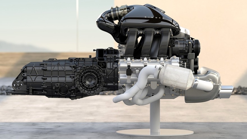 Очередной крутой Porsche 911 от Singer: широкий кузов, четыре фары и атмосферные 426 л.с.