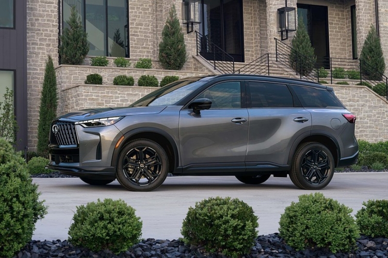 Представлен рестайлинговый Infiniti QX60: дизайн в стиле QX80 и версия «под спорт»