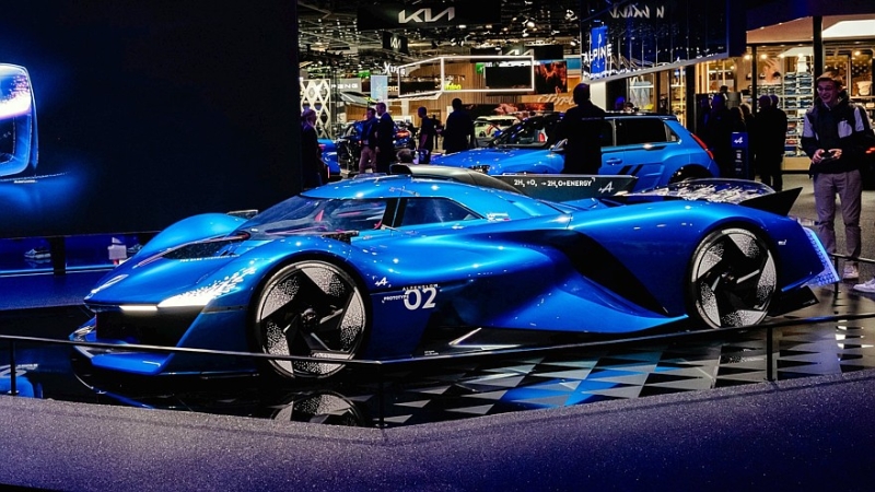 Суперкар Alpine появится в 2028 году с 1000-сильной гибридной силовой установкой