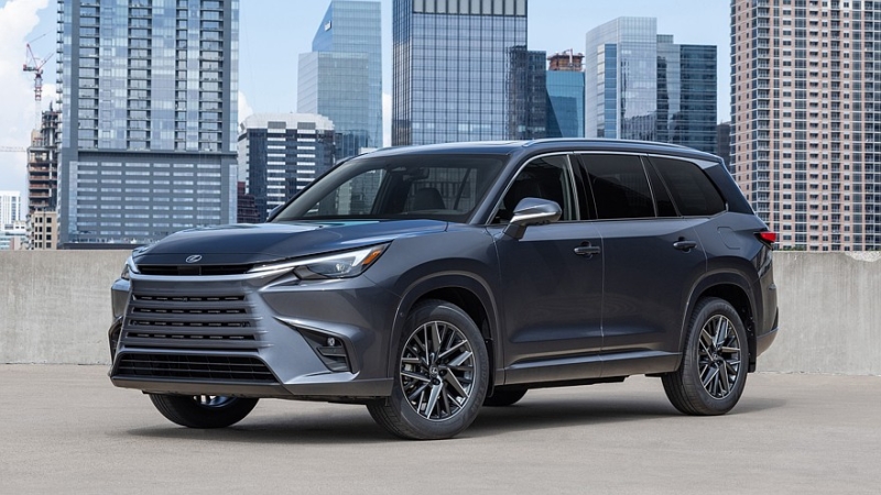 Toyota хочет в разы увеличить продажи PHEV. Такая техника может появиться у Grand Highlander