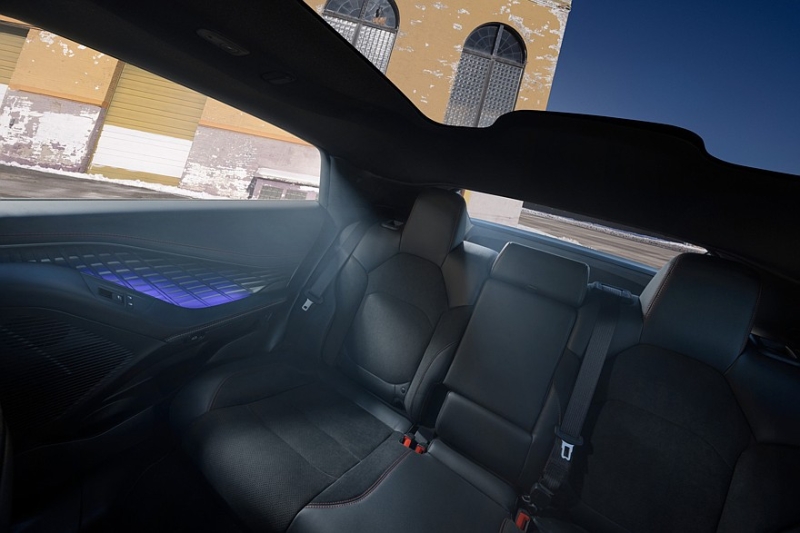 В линейке Dodge Charger пополнение: теперь и пятидверный лифтбек