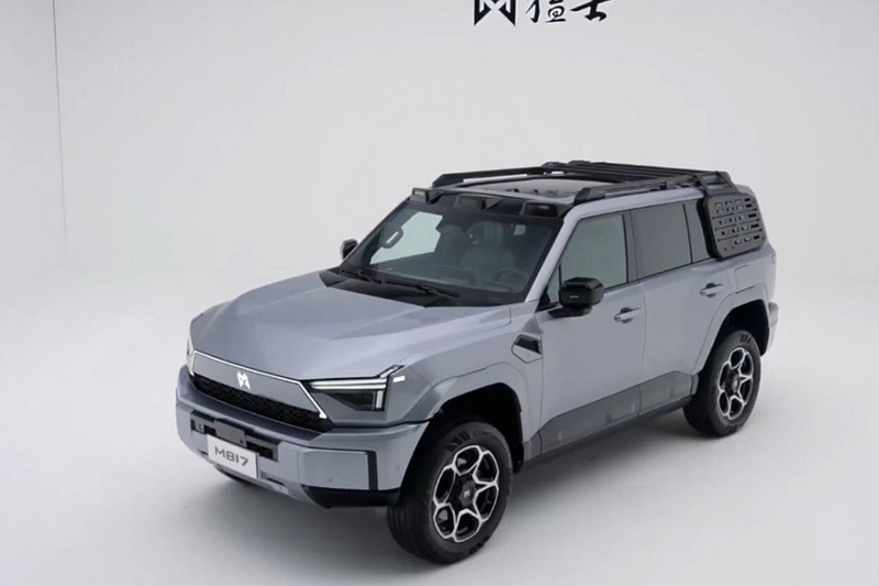 Внедорожник M-Hero M817 от Dongfeng, который планируют привезти в РФ: рассекречен интерьер