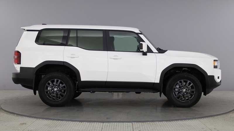 Актуальный внедорожник Toyota Land Cruiser Prado превратили в фургон