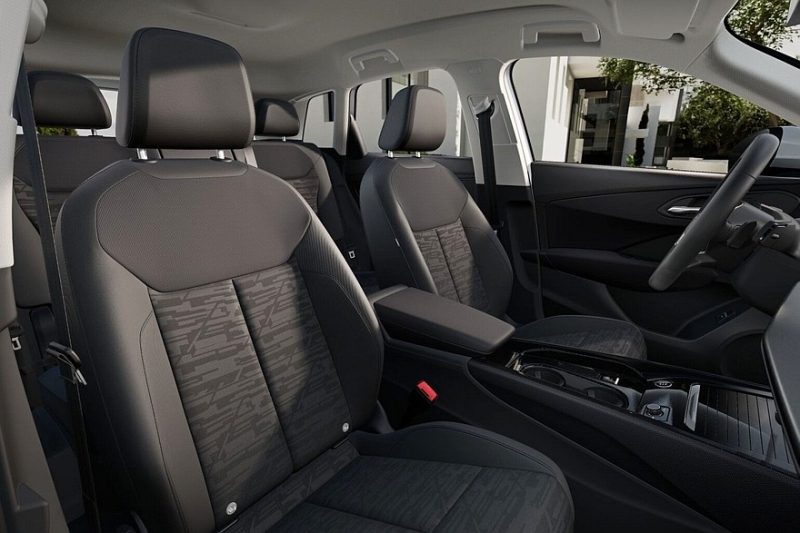 Audi Q3 нового поколения: показана самая дешёвая версия