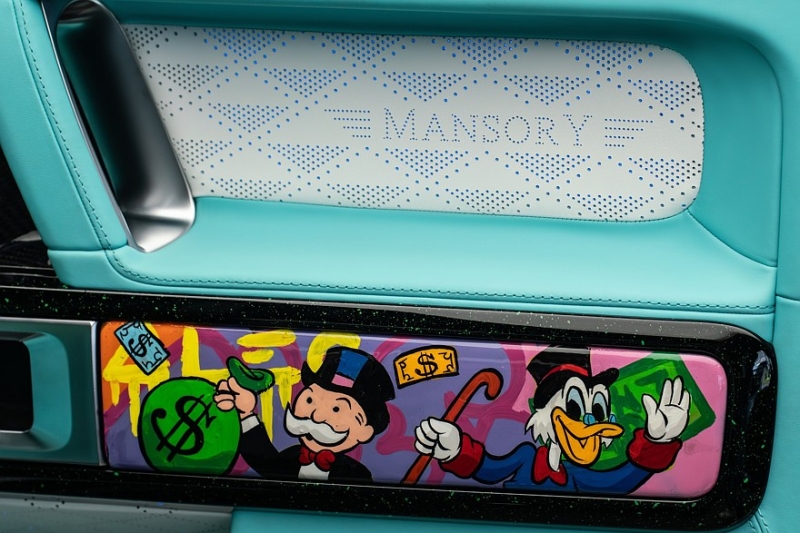 Брызги, усы и доллары: Mansory опять «порезала» G-класс и раскрасила его в стиле поп-арт