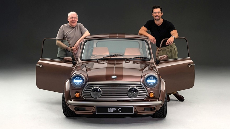 Бывший шеф-дизайнер Jaguar сделал крутой рестомод на базе классического Mini