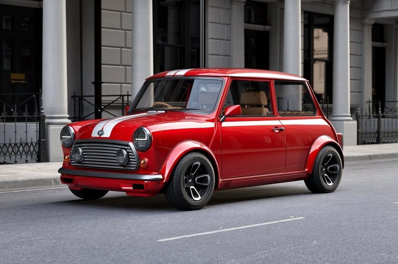 Бывший шеф-дизайнер Jaguar сделал крутой рестомод на базе классического Mini