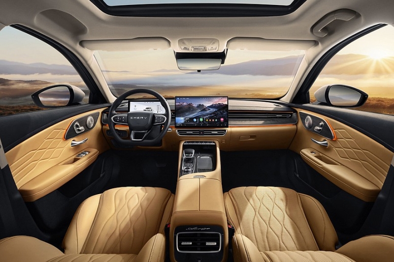 Chery Arrizo 8 Pro: новый мотор и оригинальный облик, на подходе ещё более мощная версия