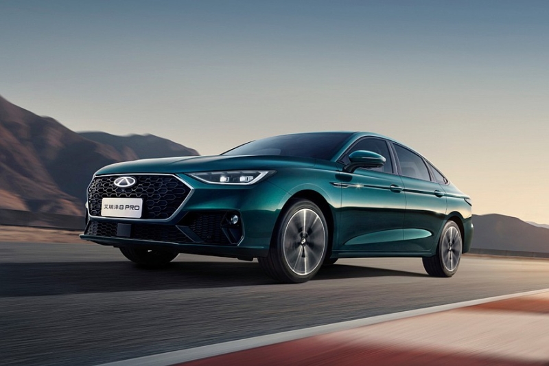 Chery Arrizo 8 Pro: новый мотор и оригинальный облик, на подходе ещё более мощная версия