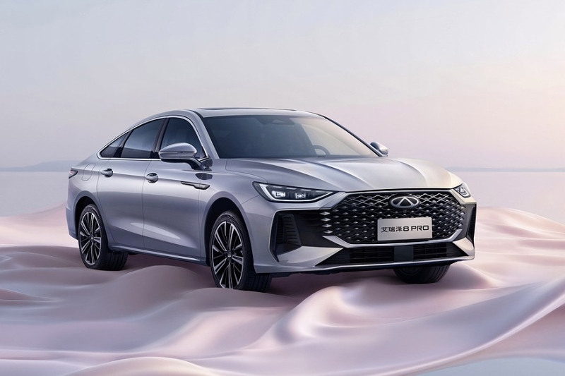 Chery Arrizo 8 Pro с мощным мотором готов к старту продаж: седан отличился внешне