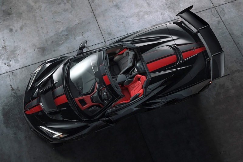 Chevrolet Corvette ZR1X: новая полноприводная гибридная топ-версия мощностью 1267 л.с.