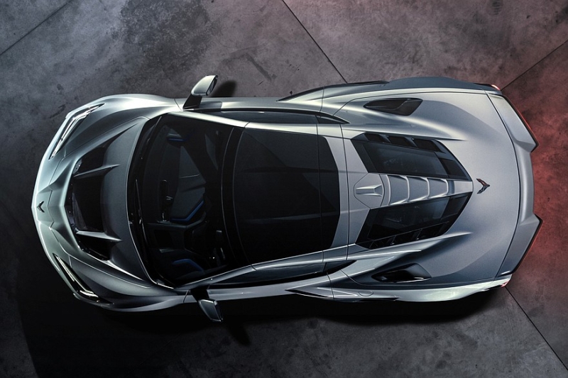 Chevrolet Corvette ZR1X: новая полноприводная гибридная топ-версия мощностью 1267 л.с.