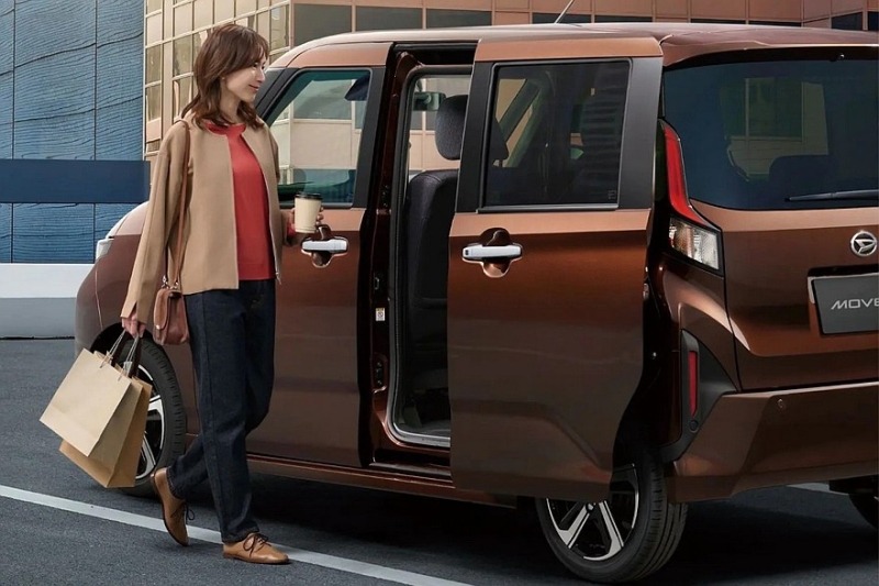 Daihatsu Move нового поколения: теперь микровэн со сдвижными дверями