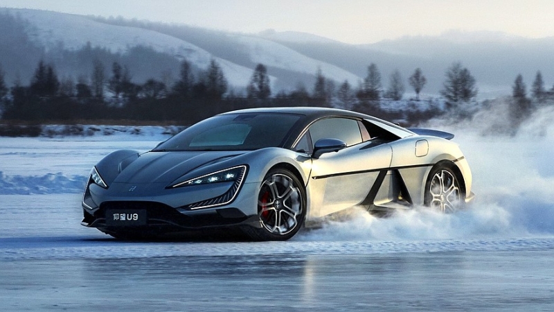 Дело чести: Yangwang U9 попытается установить новый рекорд Нюрбургринга