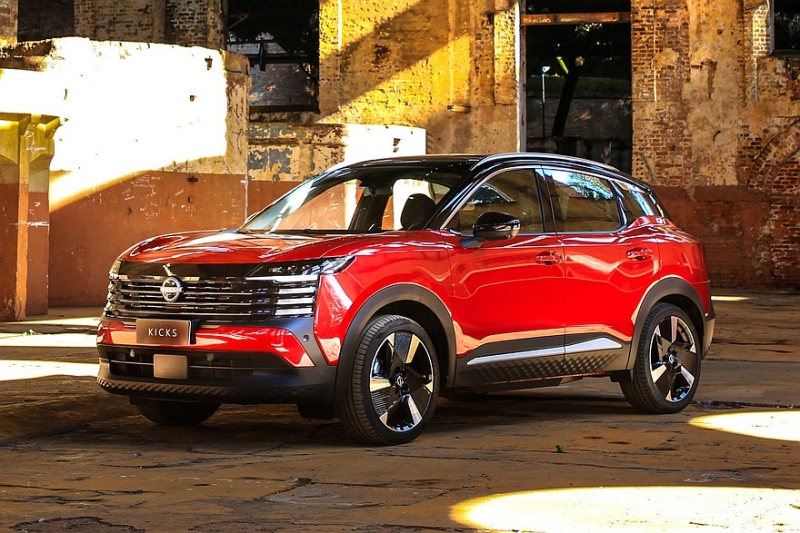 Ещё один новый Nissan Kicks: турбомотор и робот с кнопочным пультом