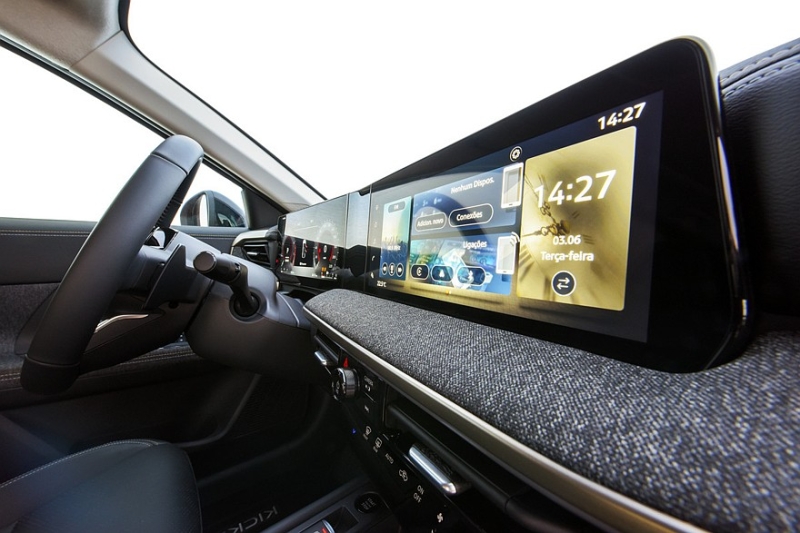 Ещё один новый Nissan Kicks: турбомотор и робот с кнопочным пультом