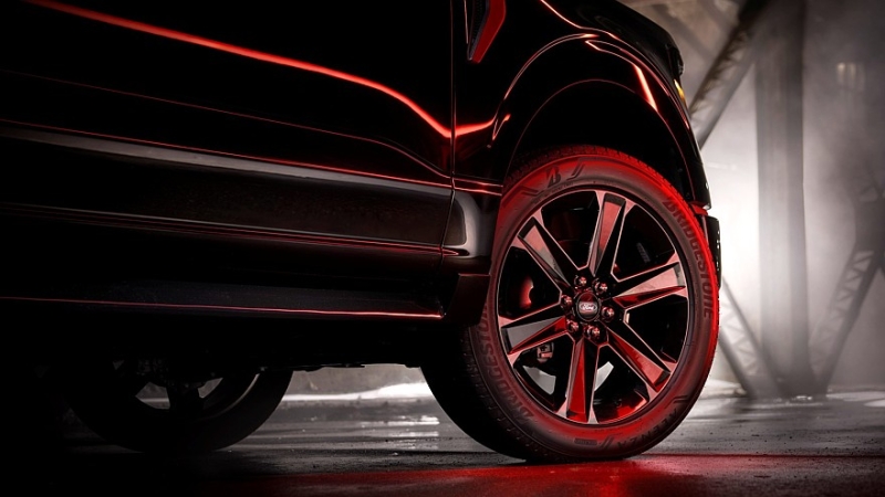 Ford F-150 Lobo: уличный забияка c V8, заниженной подвеской и эффектным декором