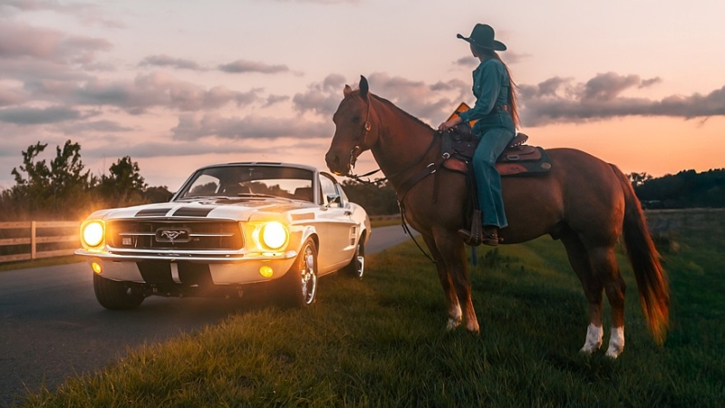 Ford Mustang ‘67 Ghost от ECD Automotive Design: классический рестомод с мотором Roush V8