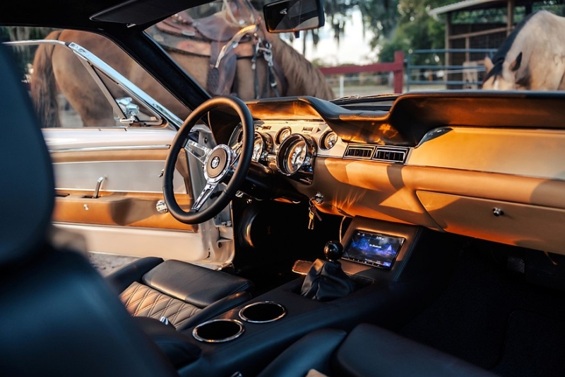 Ford Mustang ‘67 Ghost от ECD Automotive Design: классический рестомод с мотором Roush V8