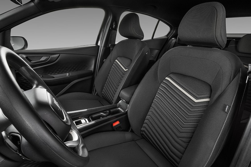 Кросс-купе Fiat Fastback обновилось в стиле Pulse, цены известны