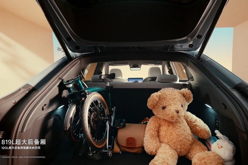 Кроссовер Xpeng G7 стал доступен к заказу: богатое оснащение, дешевле Tesla Model Y