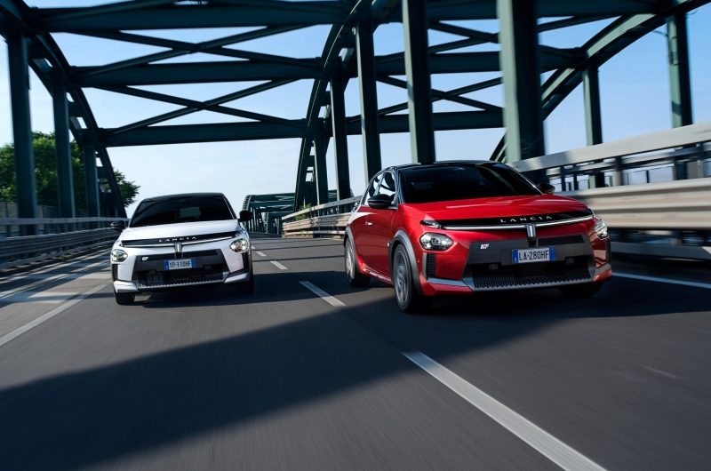 Lancia полностью рассекретила электрический хот-хэтч Ypsilon HF и бензиновый HF Line