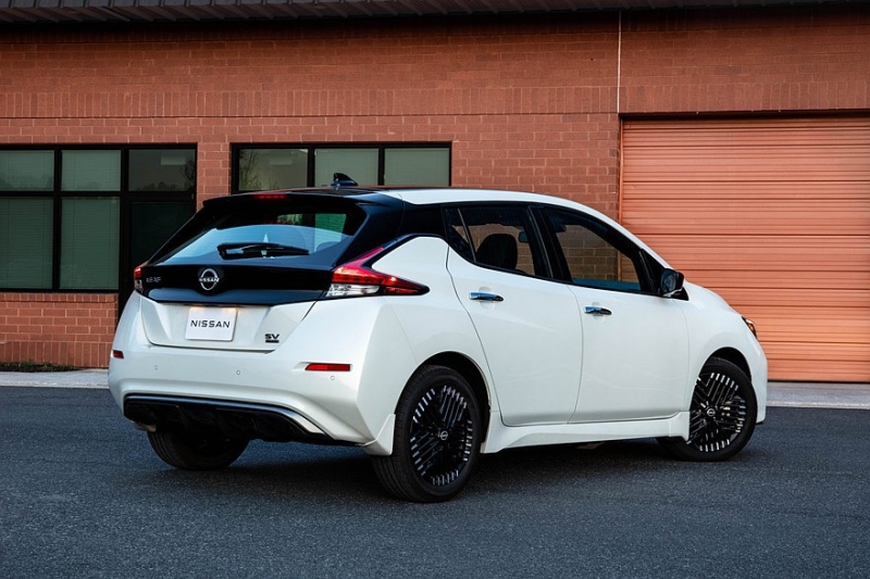 Nissan Leaf в виде кроссовера: новые кадры и подробности