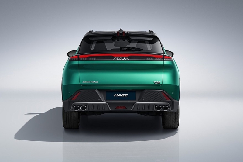 Новые кроссоверы Dongfeng Huge и Mage в России: комплектации и цены
