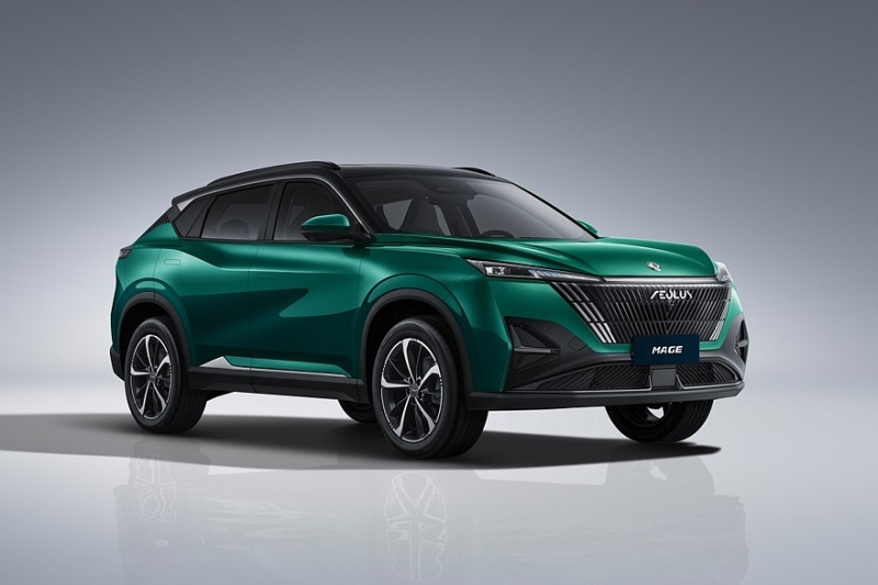 Новые кроссоверы Dongfeng Huge и Mage в России: комплектации и цены