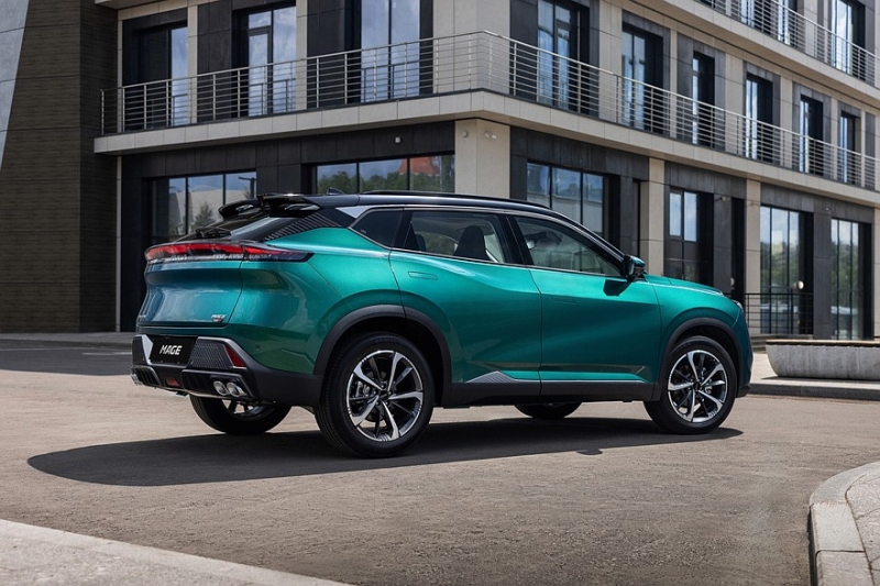 Новые кроссоверы Dongfeng Huge и Mage в России: полный прайс-лист