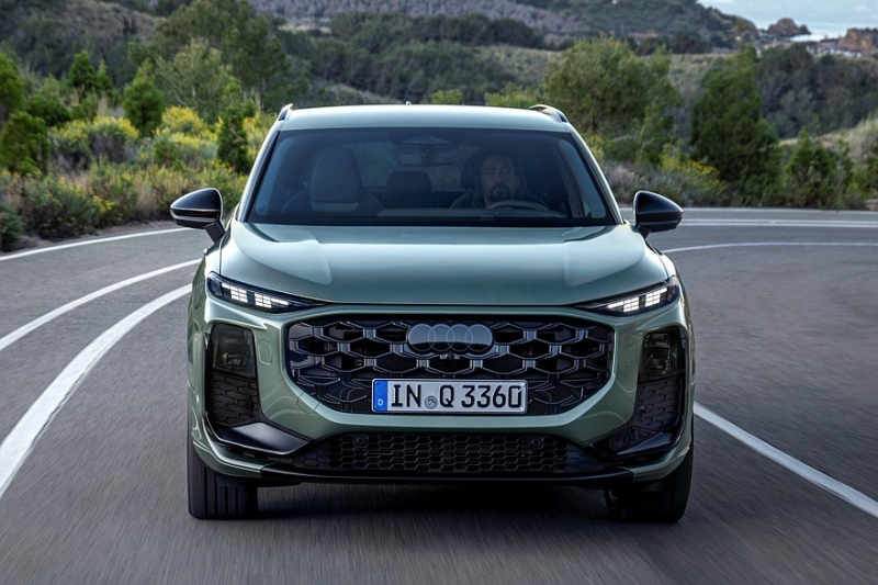 Новый Audi Q3: странности в эргономике, отделка из вторсырья и прежняя платформа