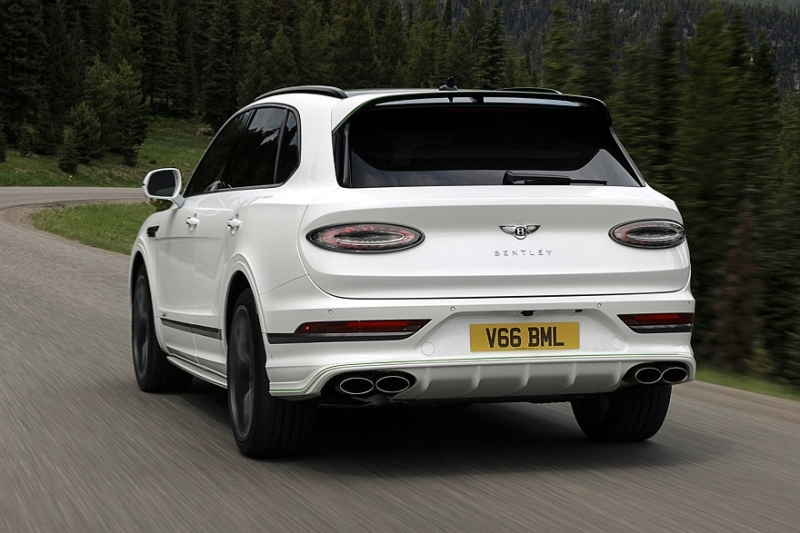 Обновлённый Bentley Bentayga Speed: минус 4 цилиндра, плюс 15 л.с. и дрифт-режим