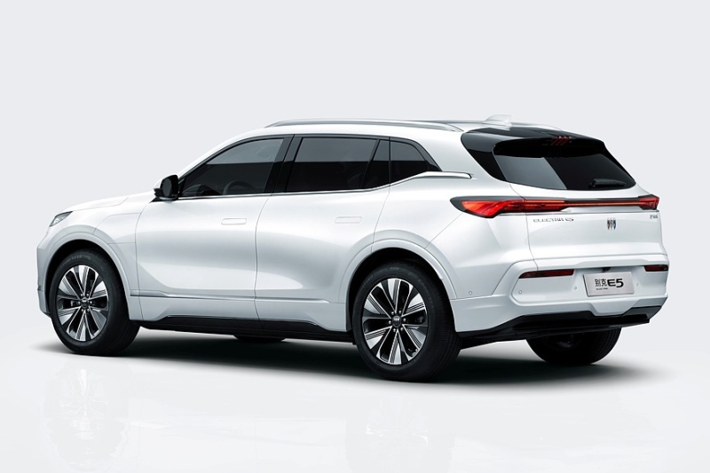 Обновлённый Buick Electra E5 выходит на рынок по сниженным ценам и без полного привода