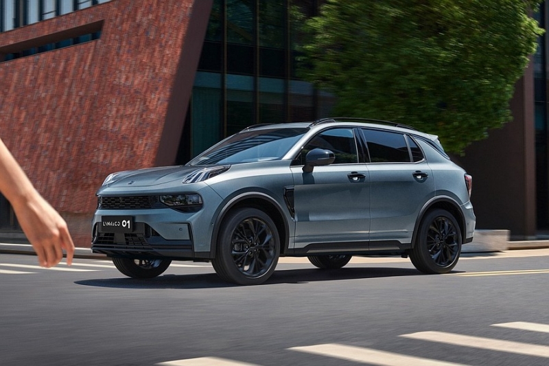 Обновлённый кроссовер Lynk & Co 01: теперь с салоном, как у евроверсии
