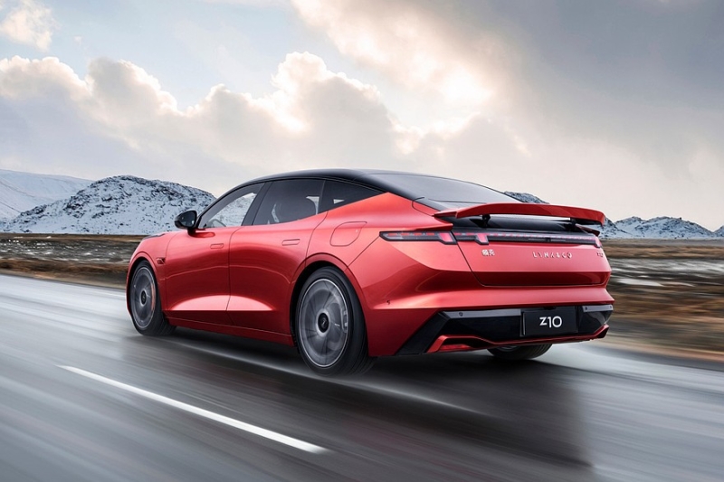 Полноприводный седан Lynk & Co 10 EM-P придёт на подмогу непопулярной модели Z10