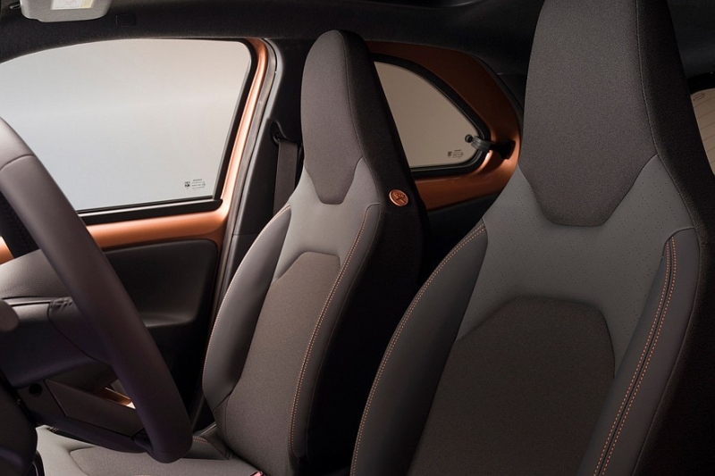 Рестайлинг принёс Toyota Aygo X новую начинку и «подогретую» версию GR Sport