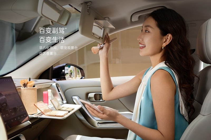 Седан B01 от марки Leapmotor, продвигаемой Stellantis, предложен с привлекательными ценами