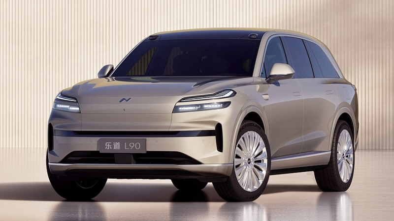 Убыточная компания Nio сокращает расходы и сотрудников, но расширяет бизнес в Европе