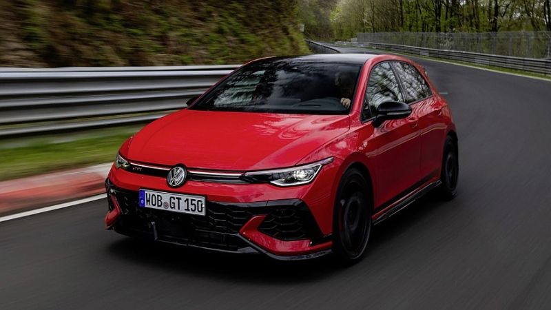 Volkswagen Golf GTI отмечает 50-летие юбилейной версией с форсированным мотором