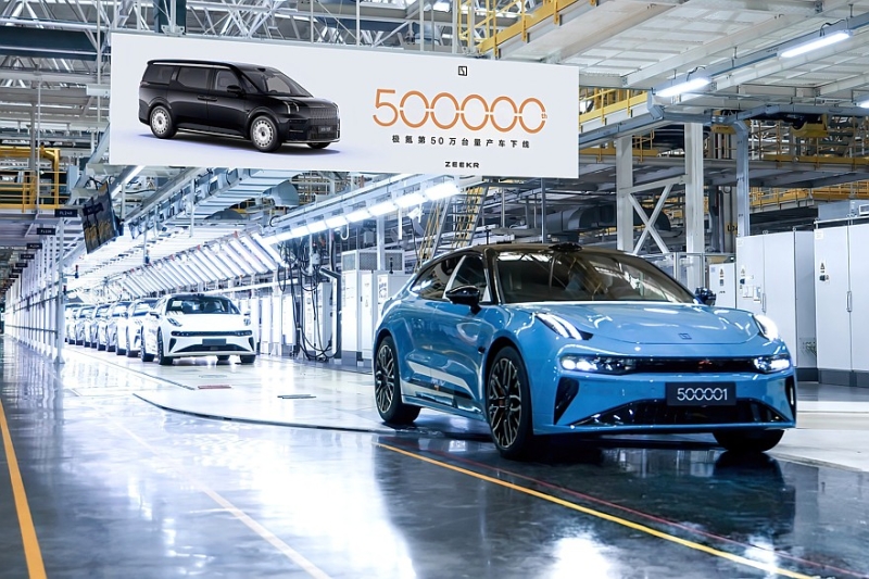 Zeekr выпустил 500-тысячный электромобиль и готовится начать выпуск plug-in гибридов