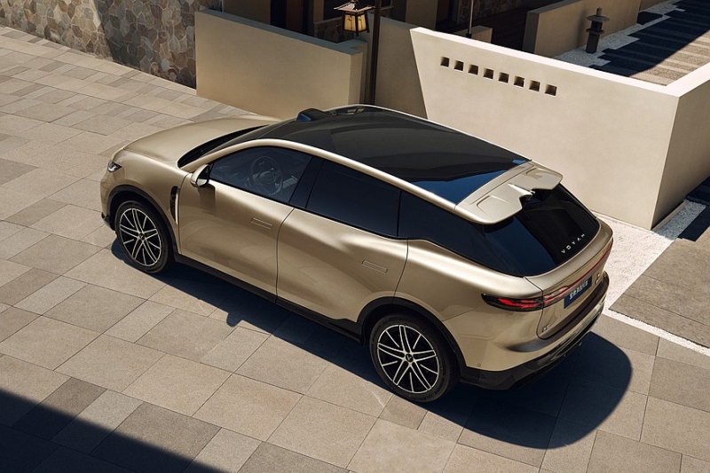 «Бюджетный» кроссовер Voyah Courage показал новый интерьер