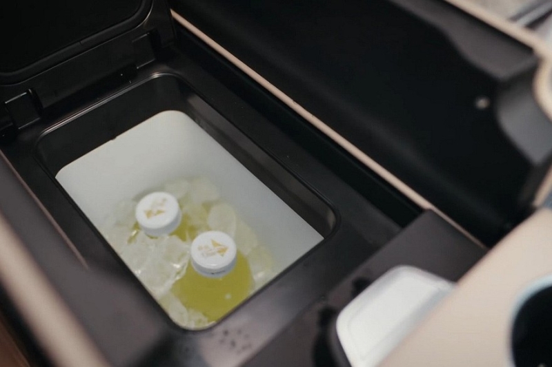 Большой кроссовер Jetour Shanhai L7 Plus готовится к старту продаж: показан интерьер