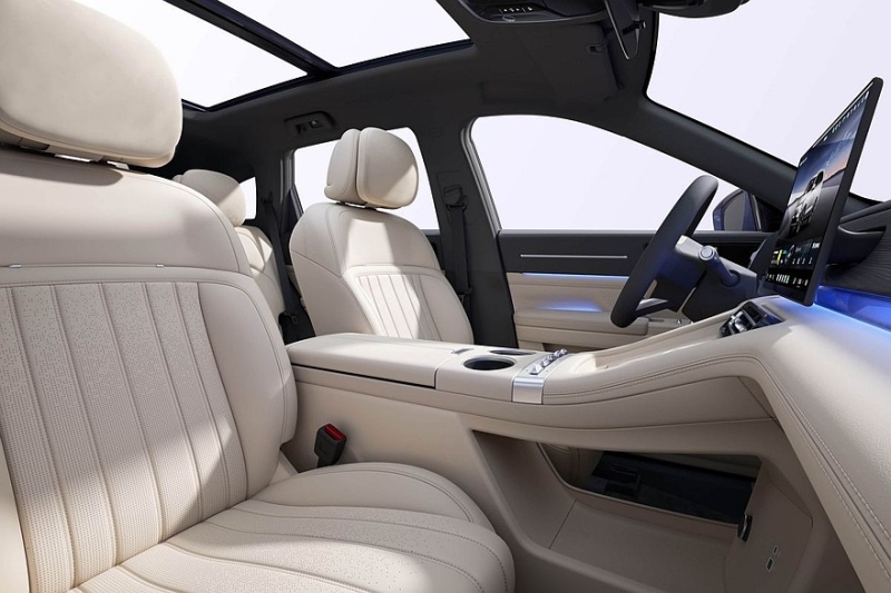 Большой кроссовер Jetour Shanhai L7 Plus готовится к старту продаж: показан интерьер