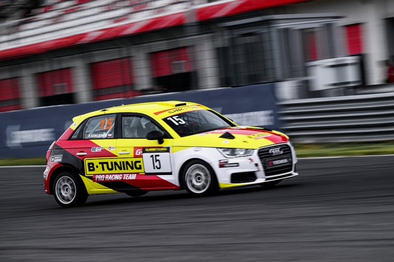 Экватор сезона Classic Touring пройден